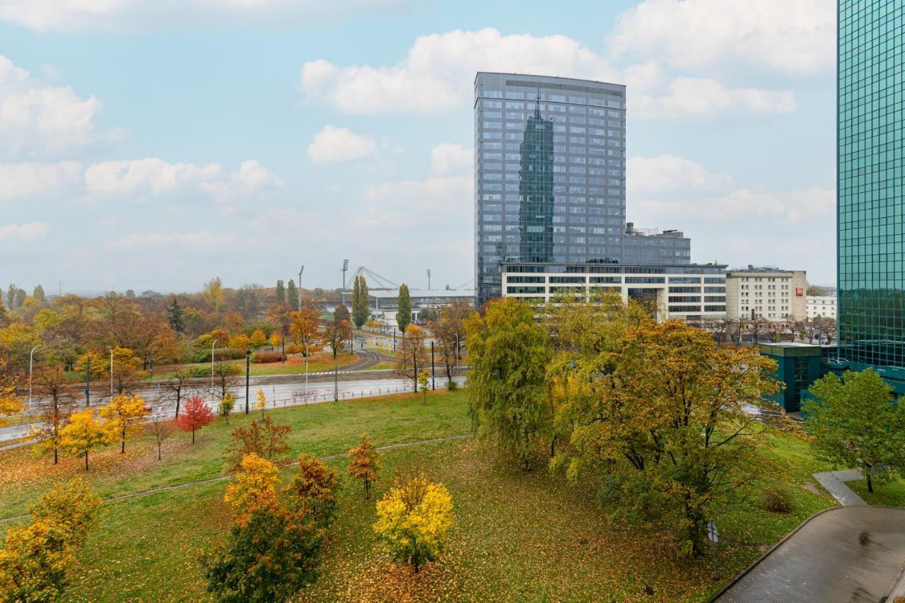 Warsaw Srodmiescie Apartment With Balcony By Noclegi Renters Exteriör bild