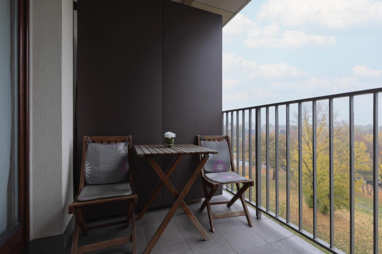 Warsaw Srodmiescie Apartment With Balcony By Noclegi Renters Exteriör bild